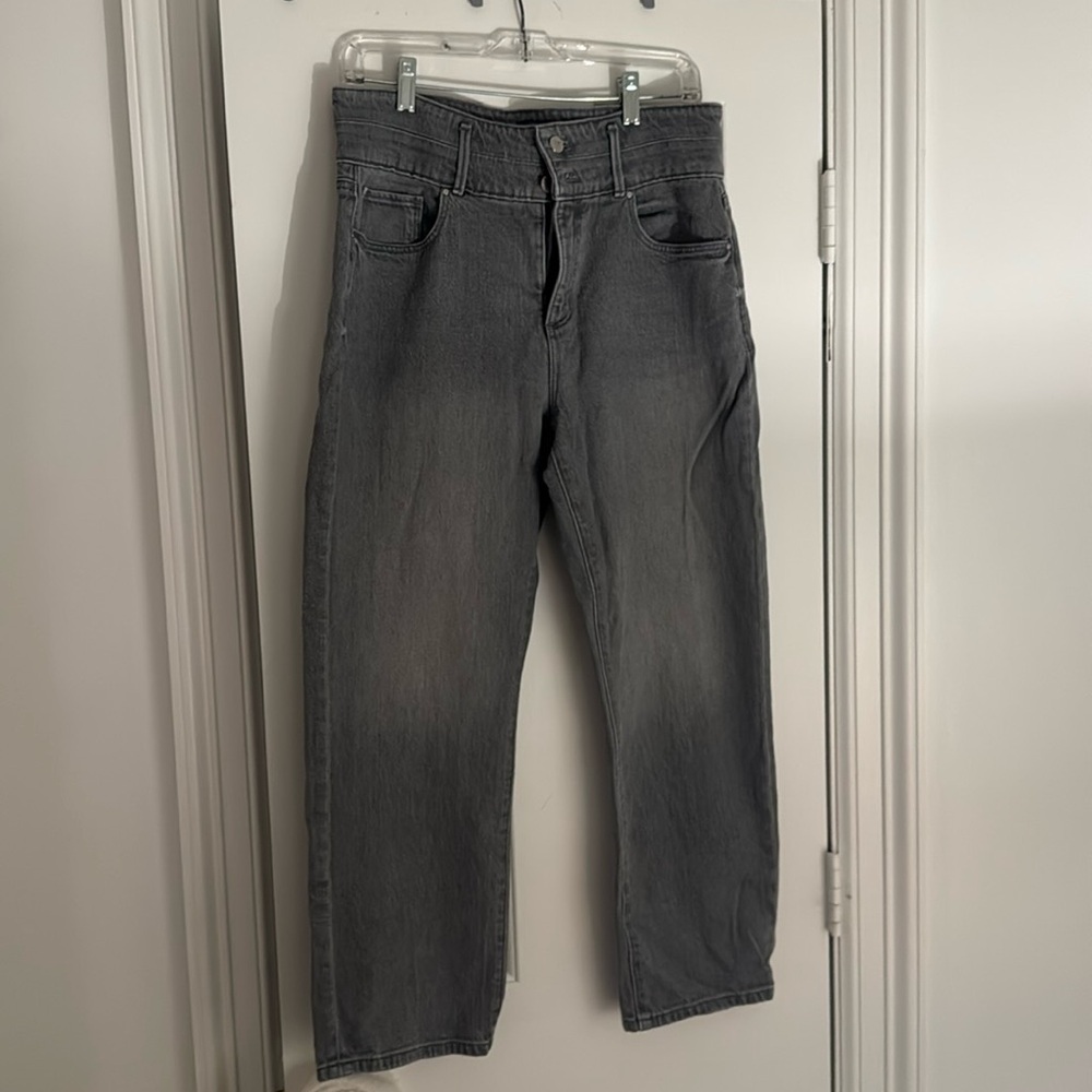 Ann Taylor Double Button Straight Crop Jean